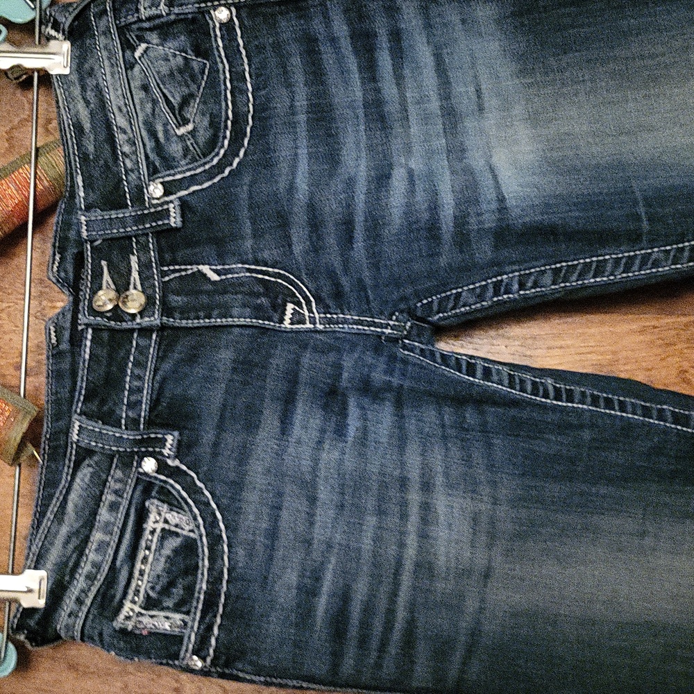 Vigoss Blue Jeans with Embellished Pockets Size 7/9 - Picture 11 of 15